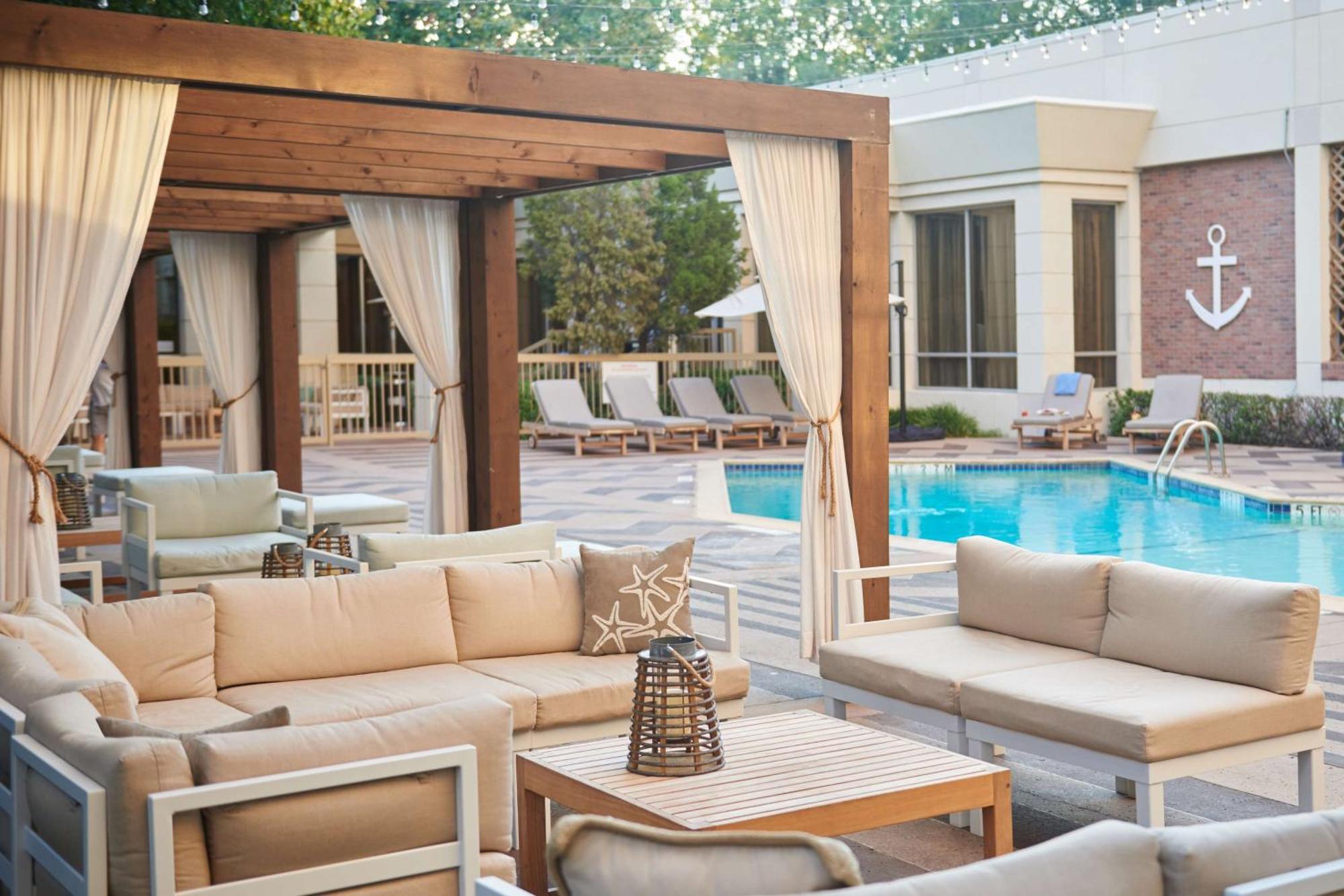 Doubletree By Hilton Dallas Market Center Extérieur photo