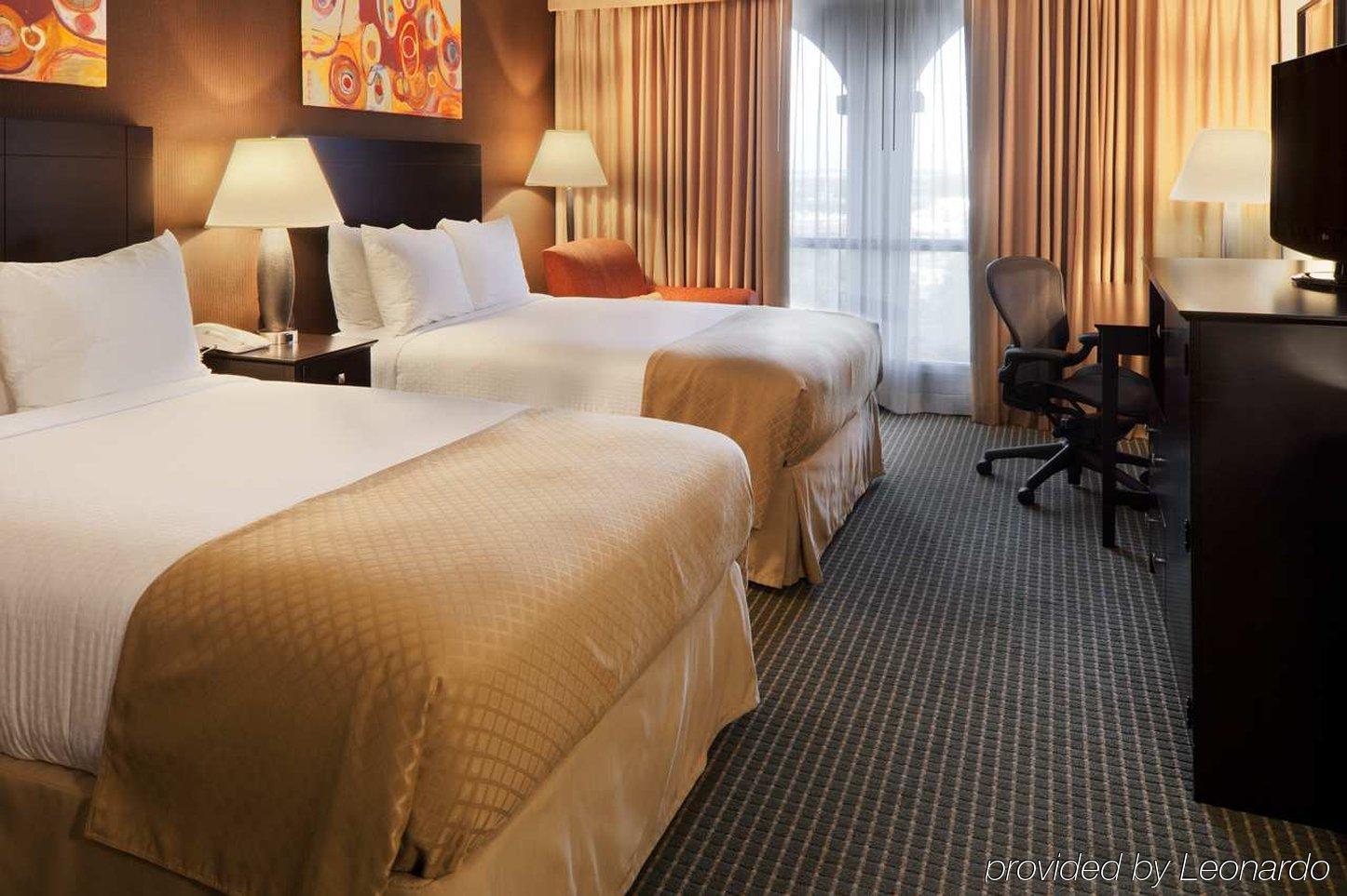 Doubletree By Hilton Dallas Market Center Chambre photo