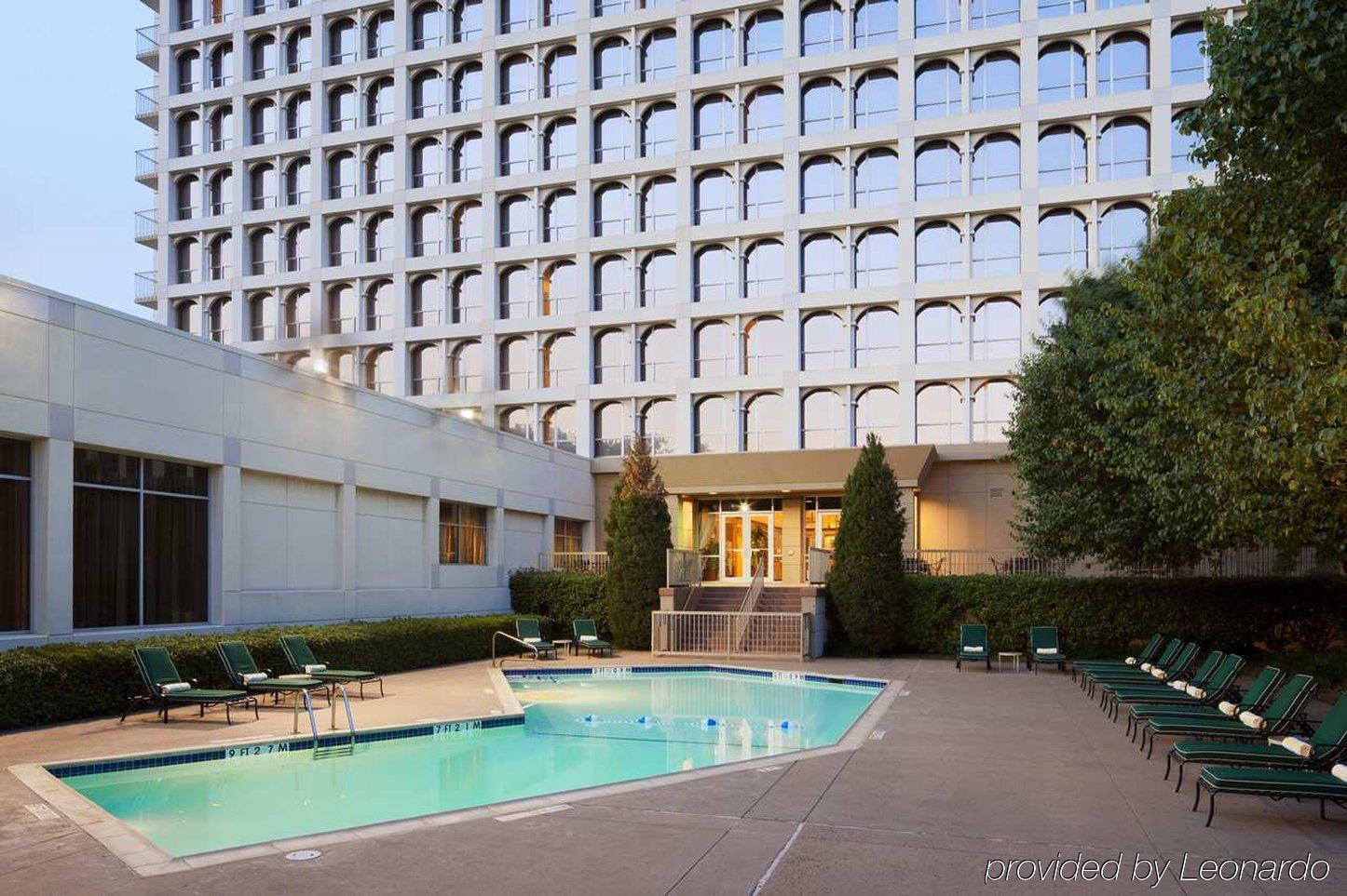 Doubletree By Hilton Dallas Market Center Facilités photo